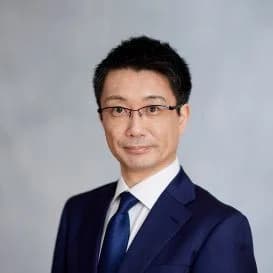 横田 真俊