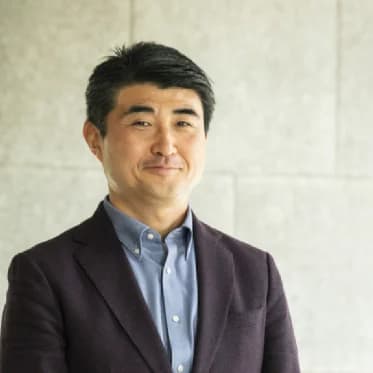 郷治　友孝
