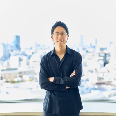 成田 修造